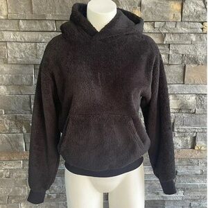 TNA Women’s Black Fleece Long Sleeve Hoodie Size XS Front Pocket Aritzia